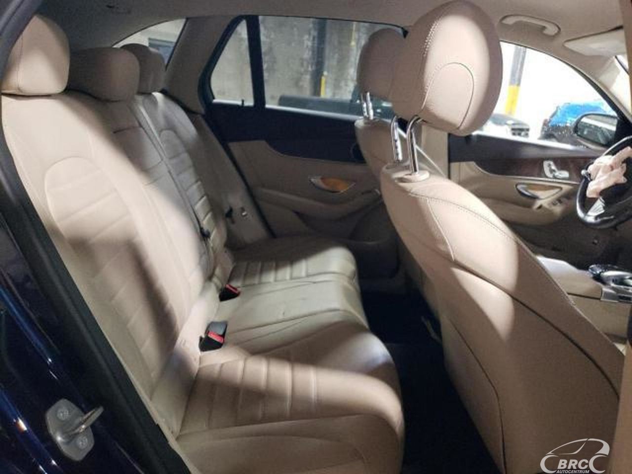 Mercedes-Benz GLC300 | 56