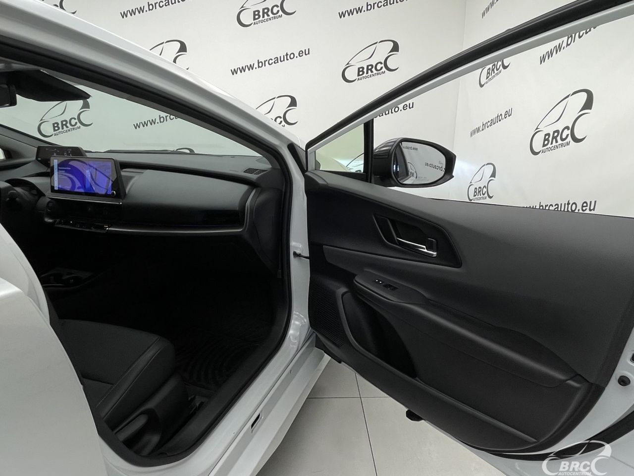 Toyota Prius | 7