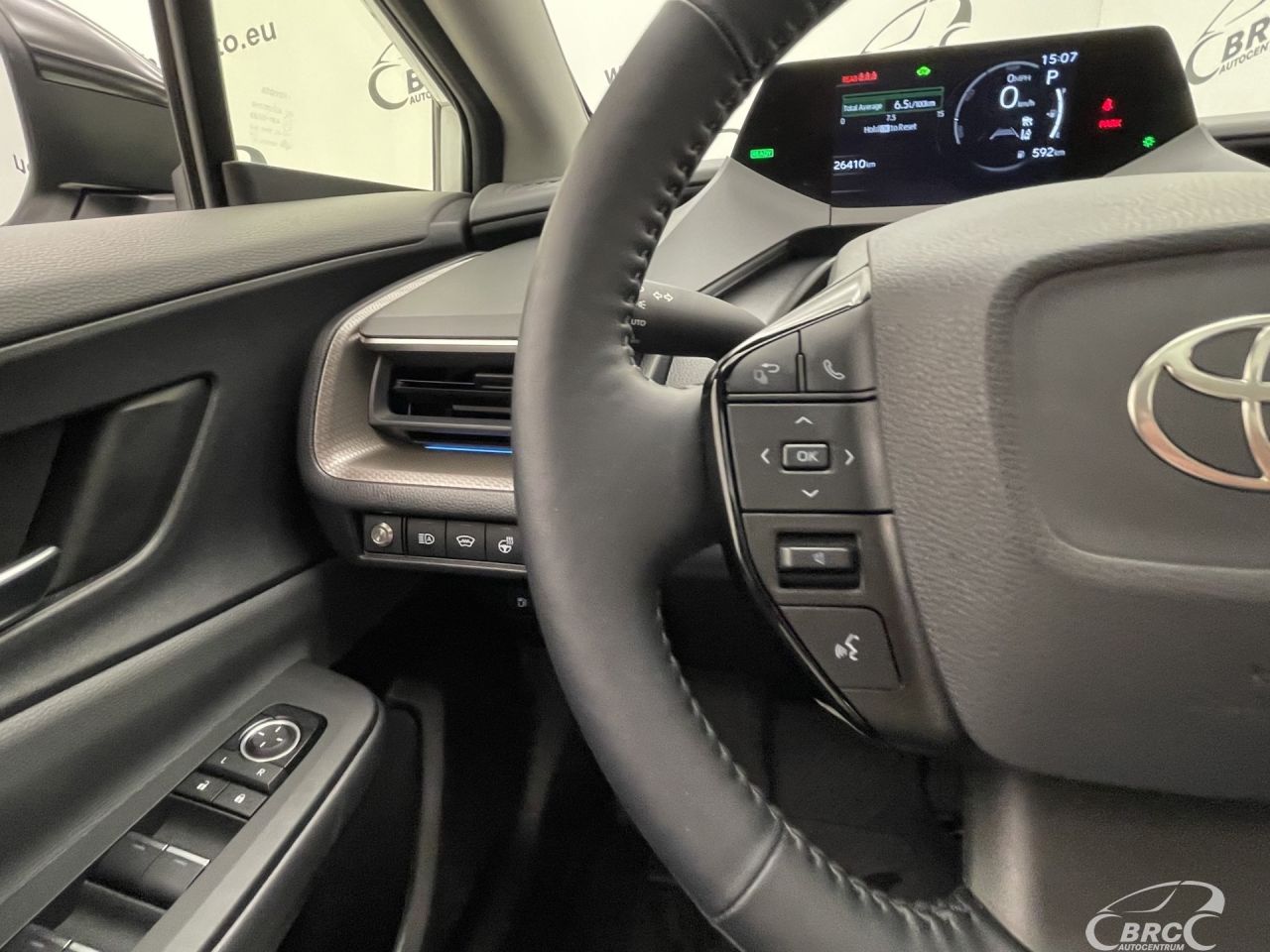 Toyota Prius | 30