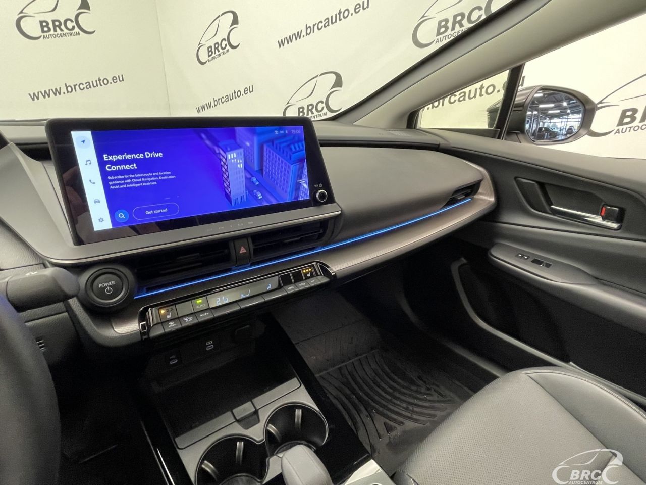 Toyota Prius | 27