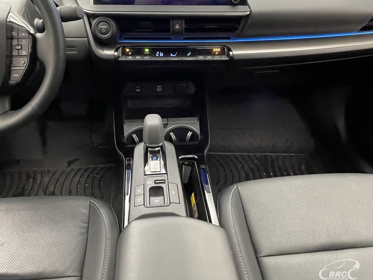 Toyota Prius | 17