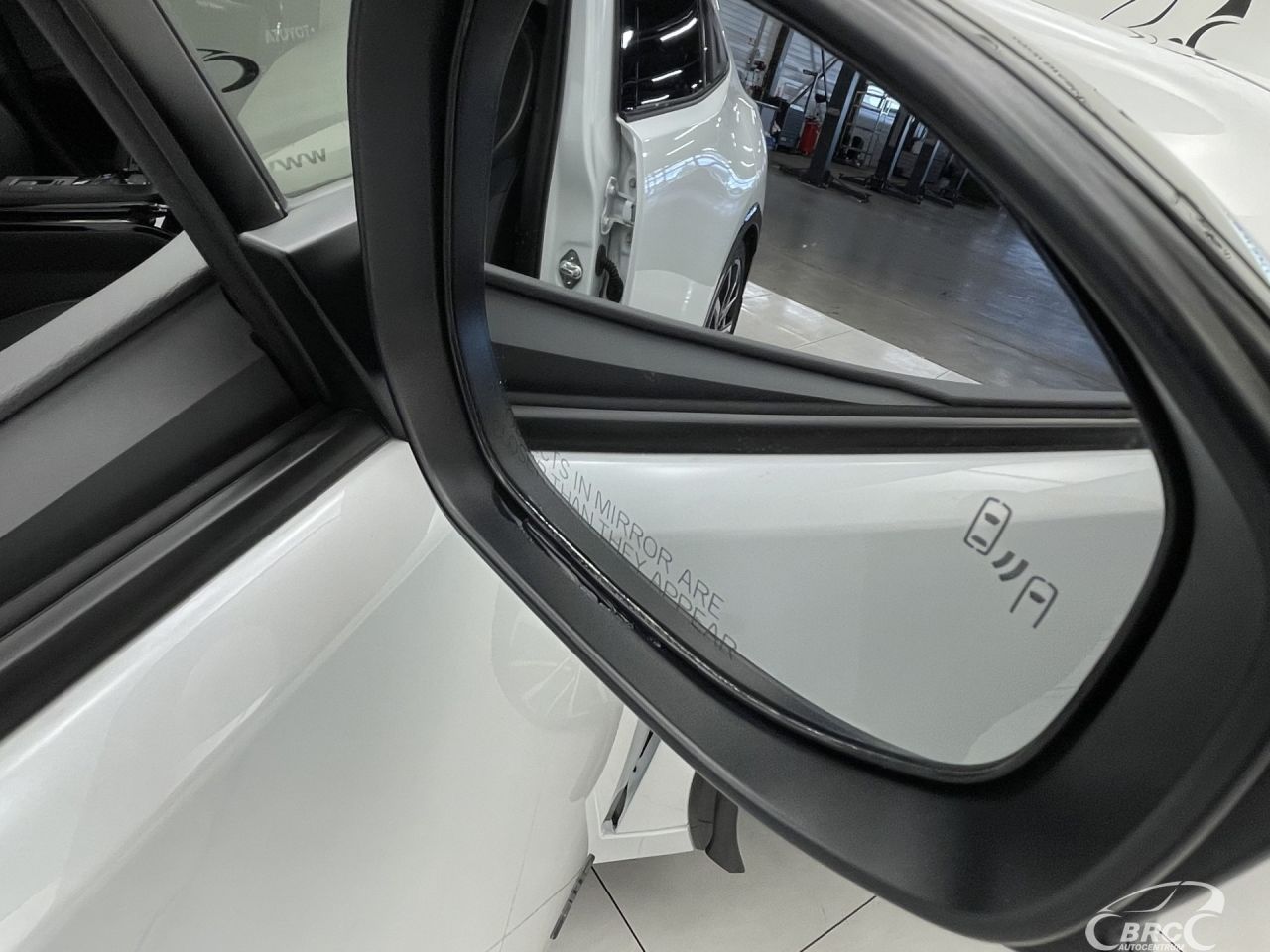 Toyota Prius | 8