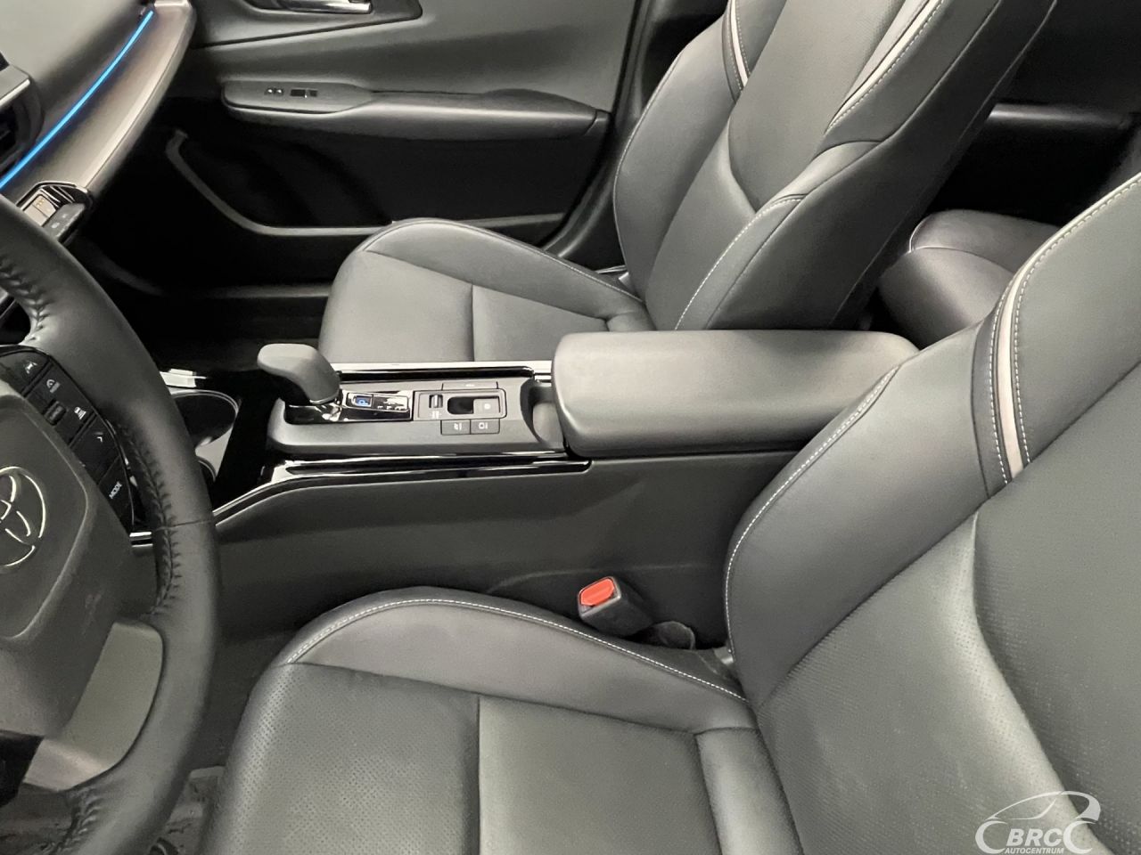 Toyota Prius | 23