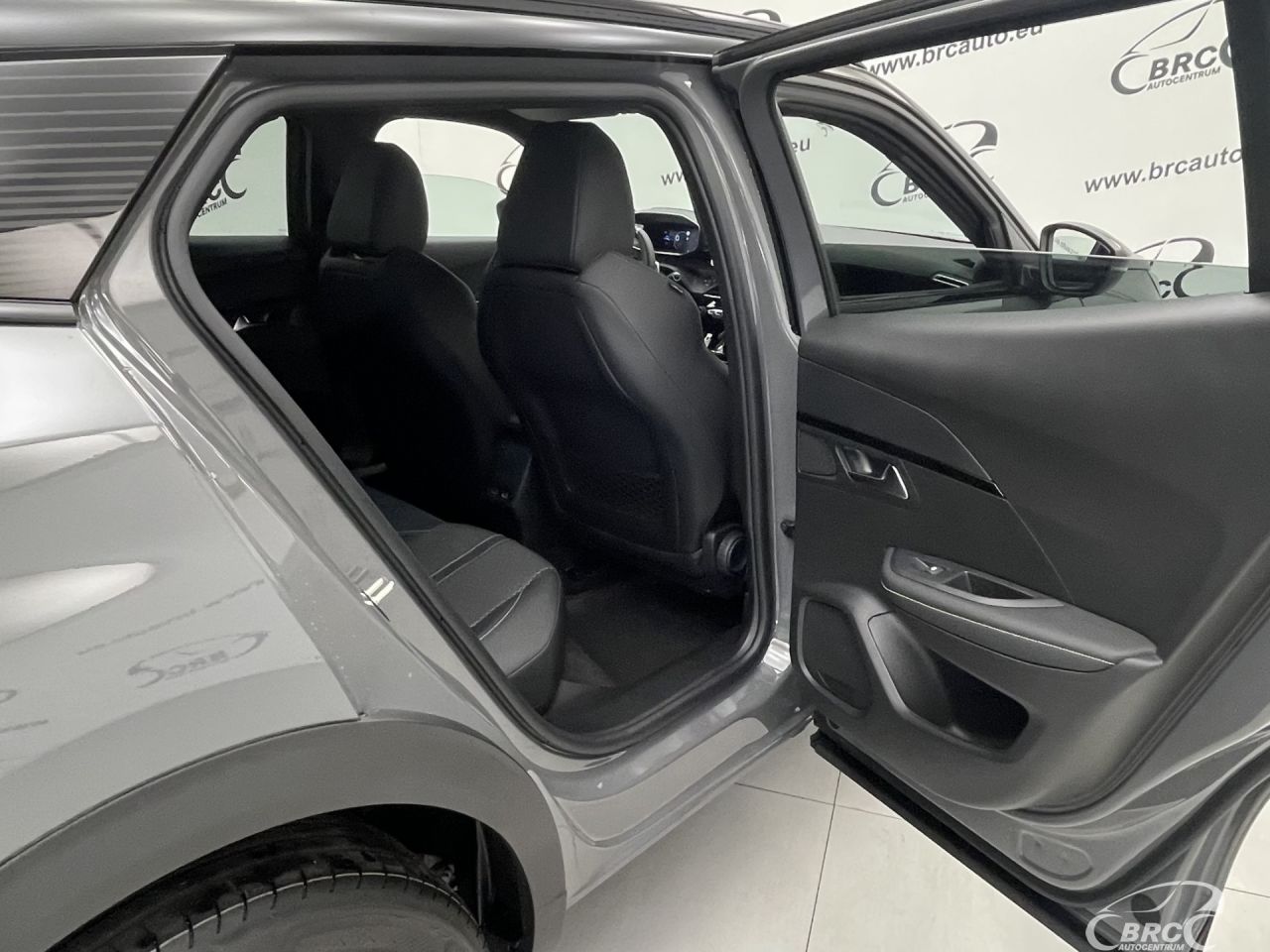 Peugeot 2008 | 12