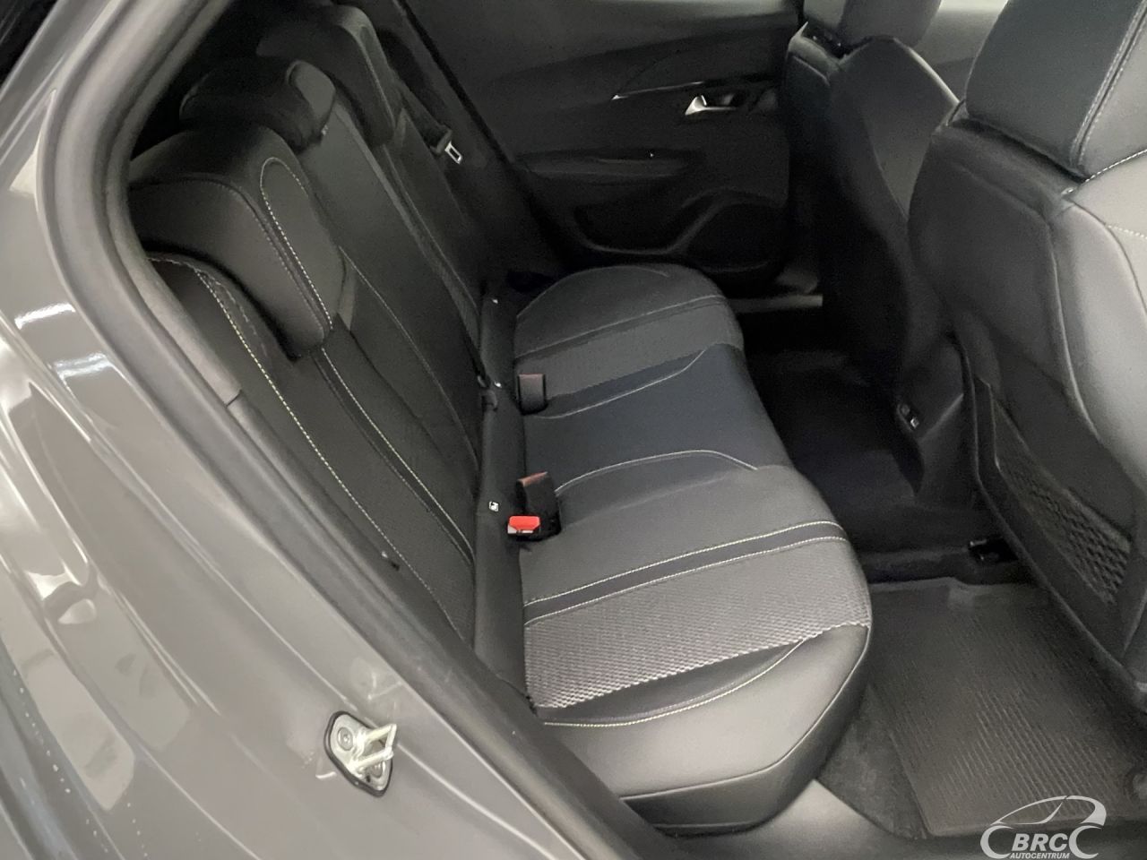 Peugeot 2008 | 10