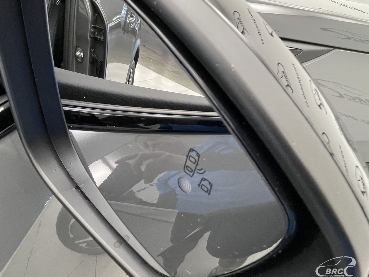 Peugeot 2008 | 8