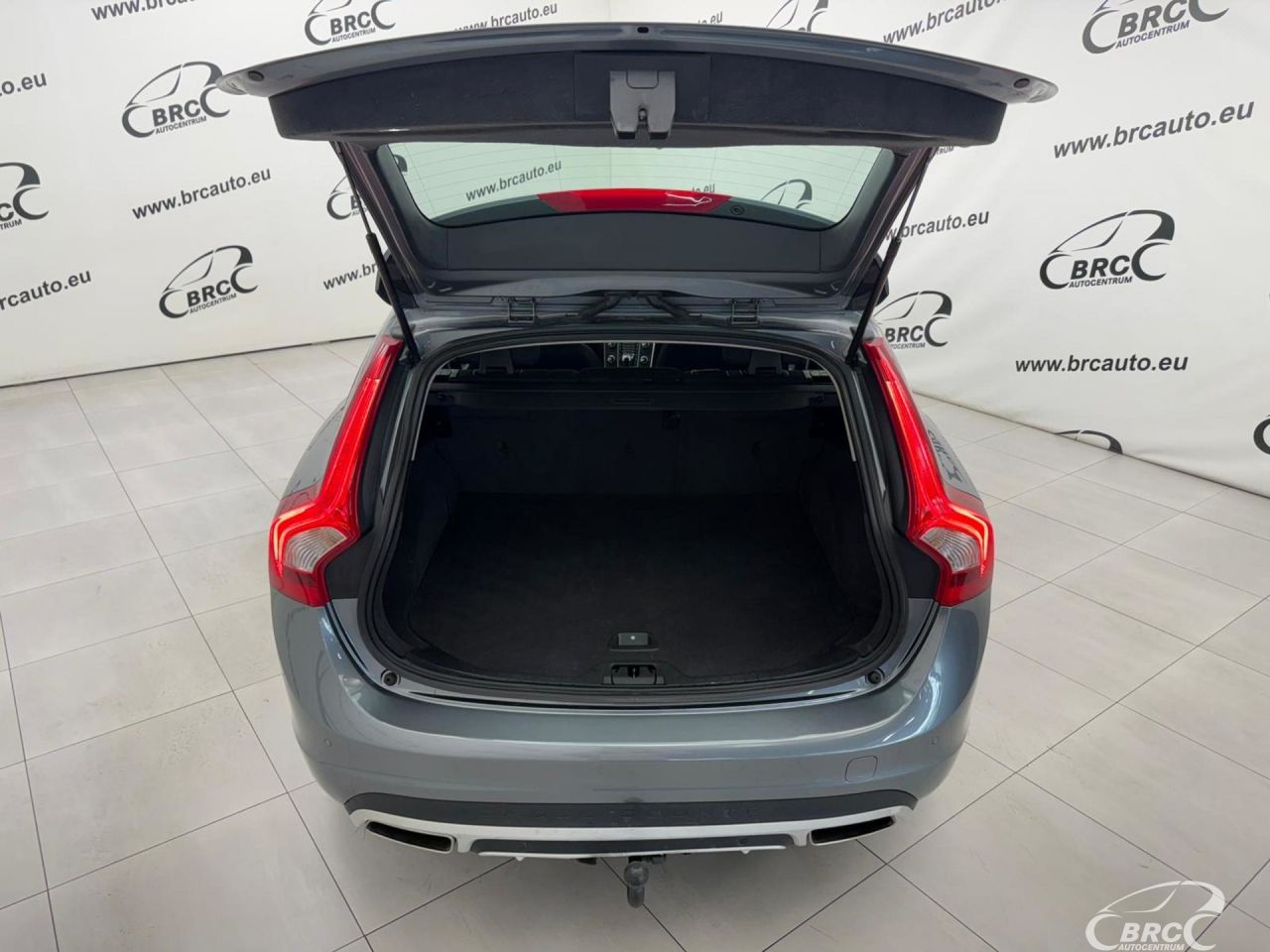 Volvo V60 | 23