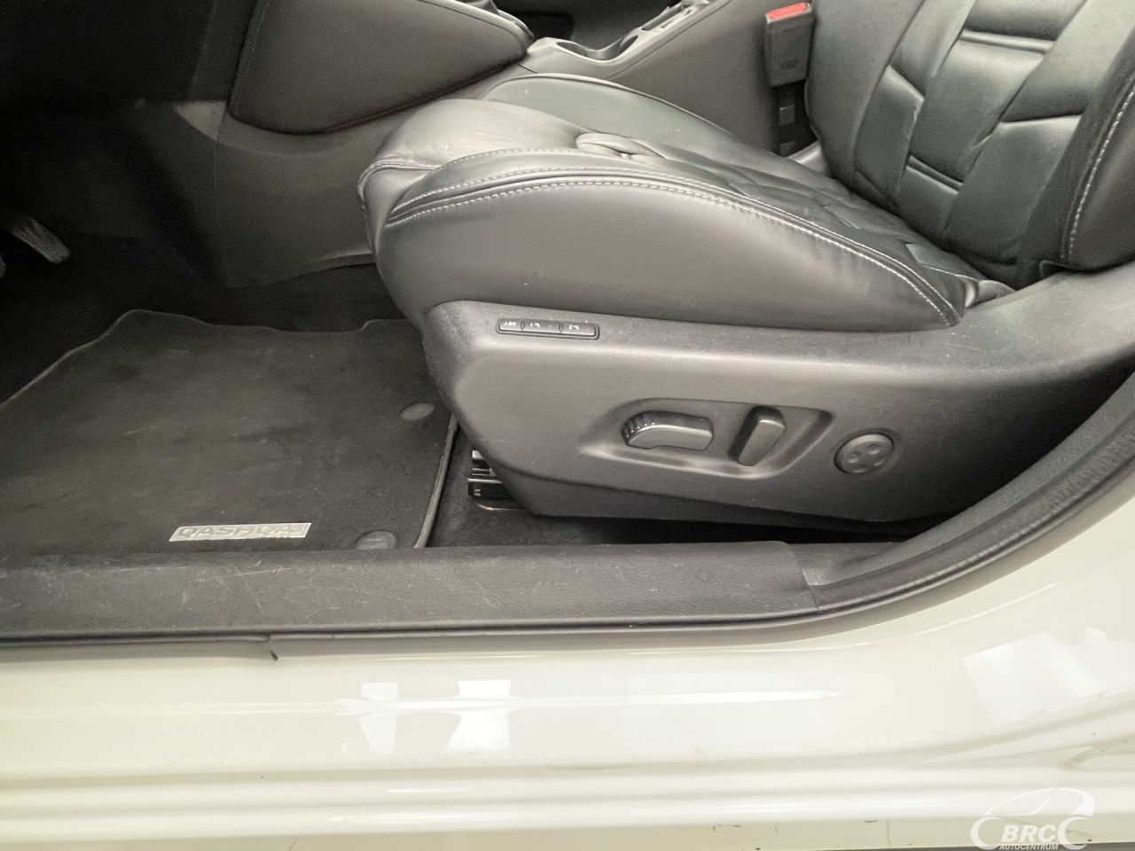 Nissan Qashqai | 22