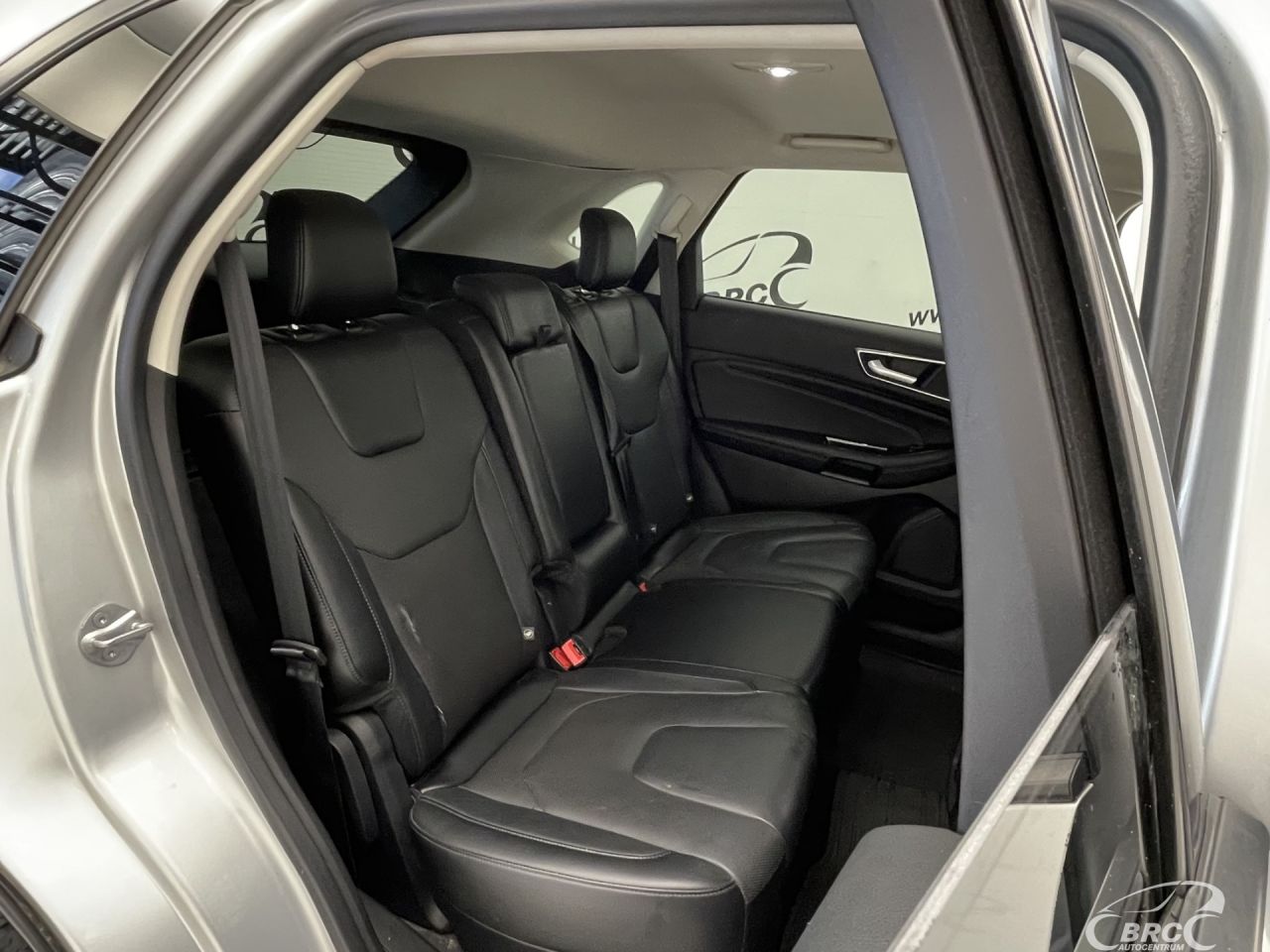 Ford Edge | 11
