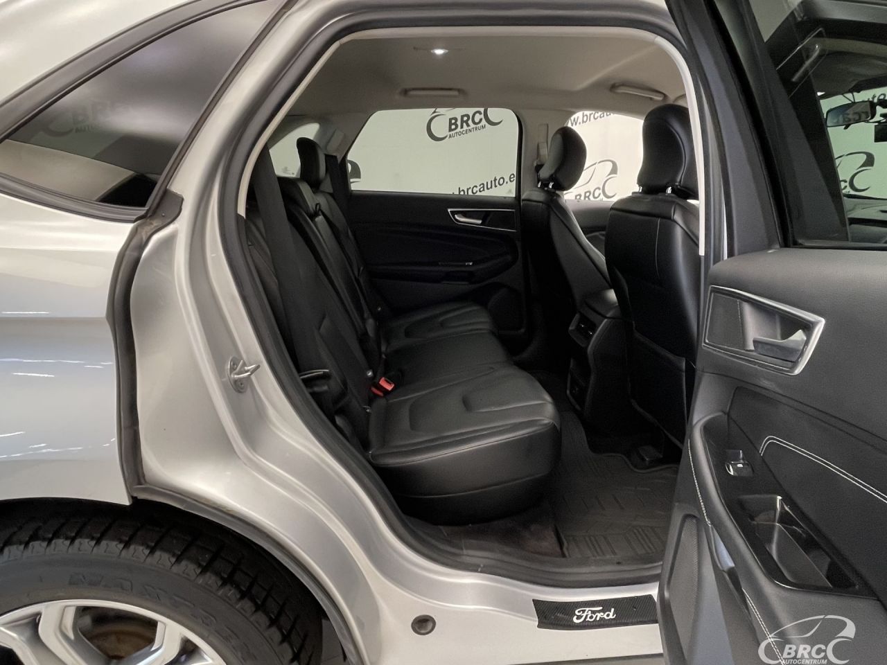 Ford Edge | 9