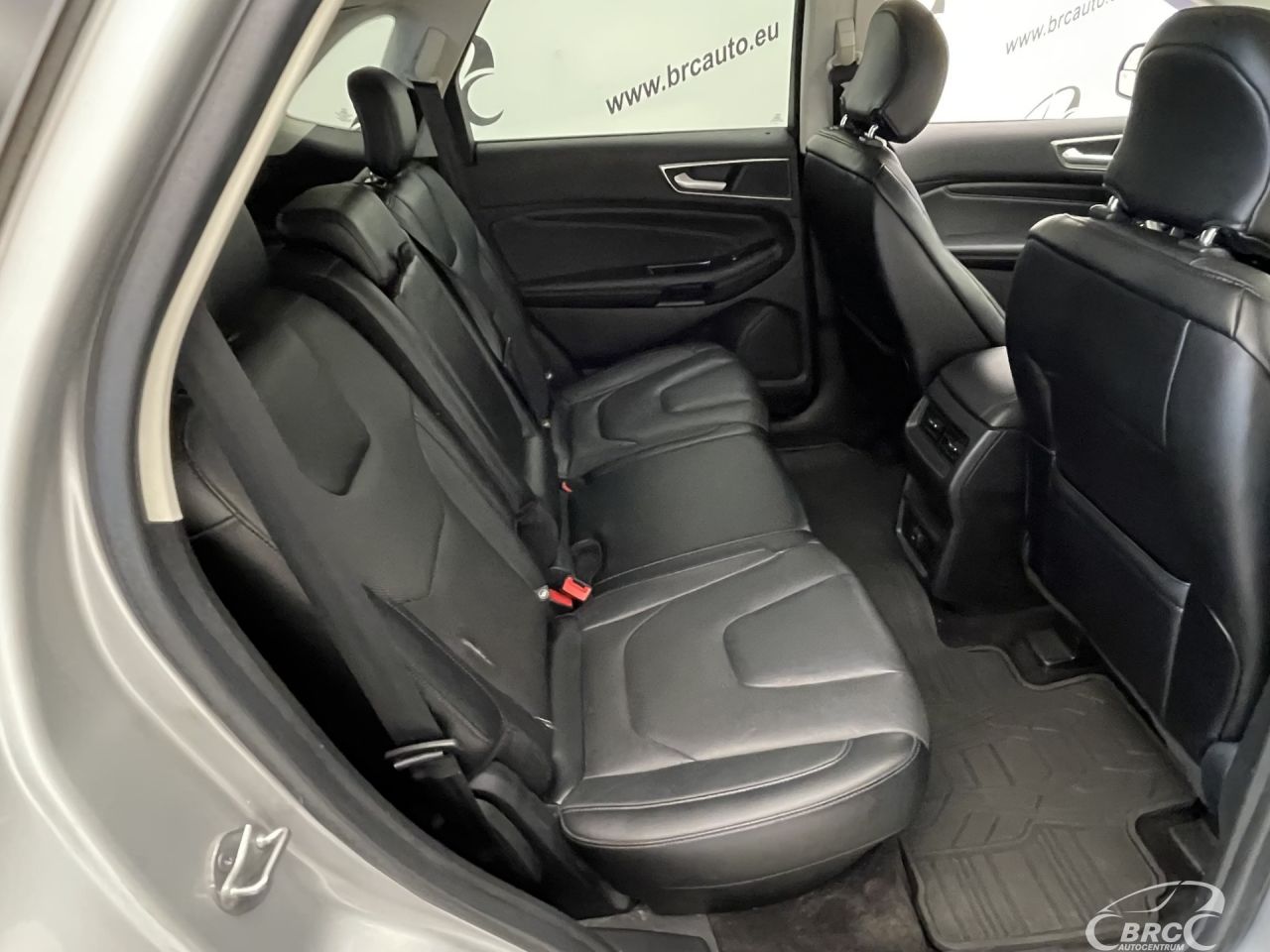 Ford Edge | 10