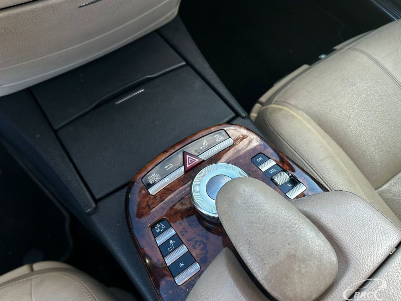 Mercedes-Benz S320 | 19