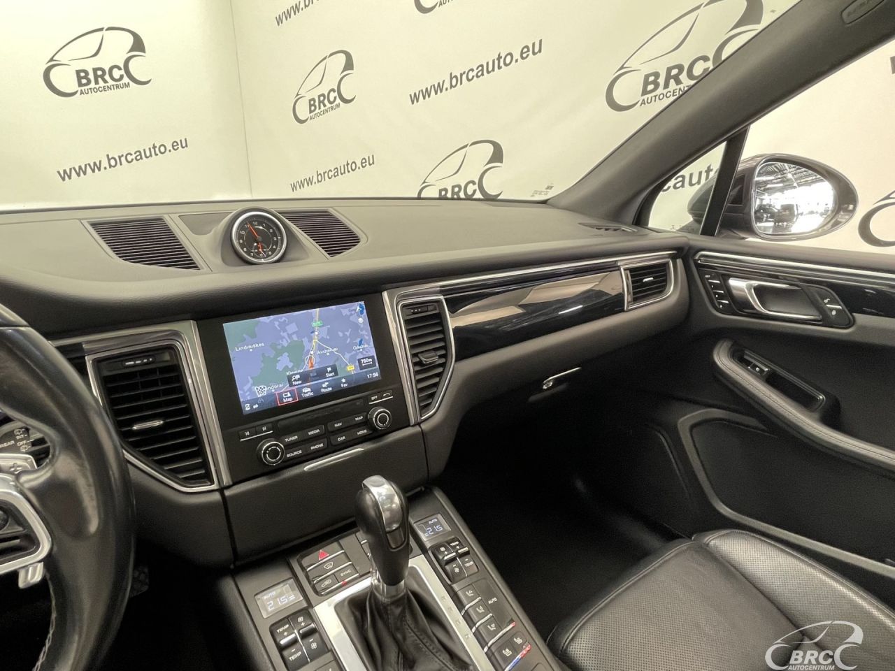 Porsche Macan | 29