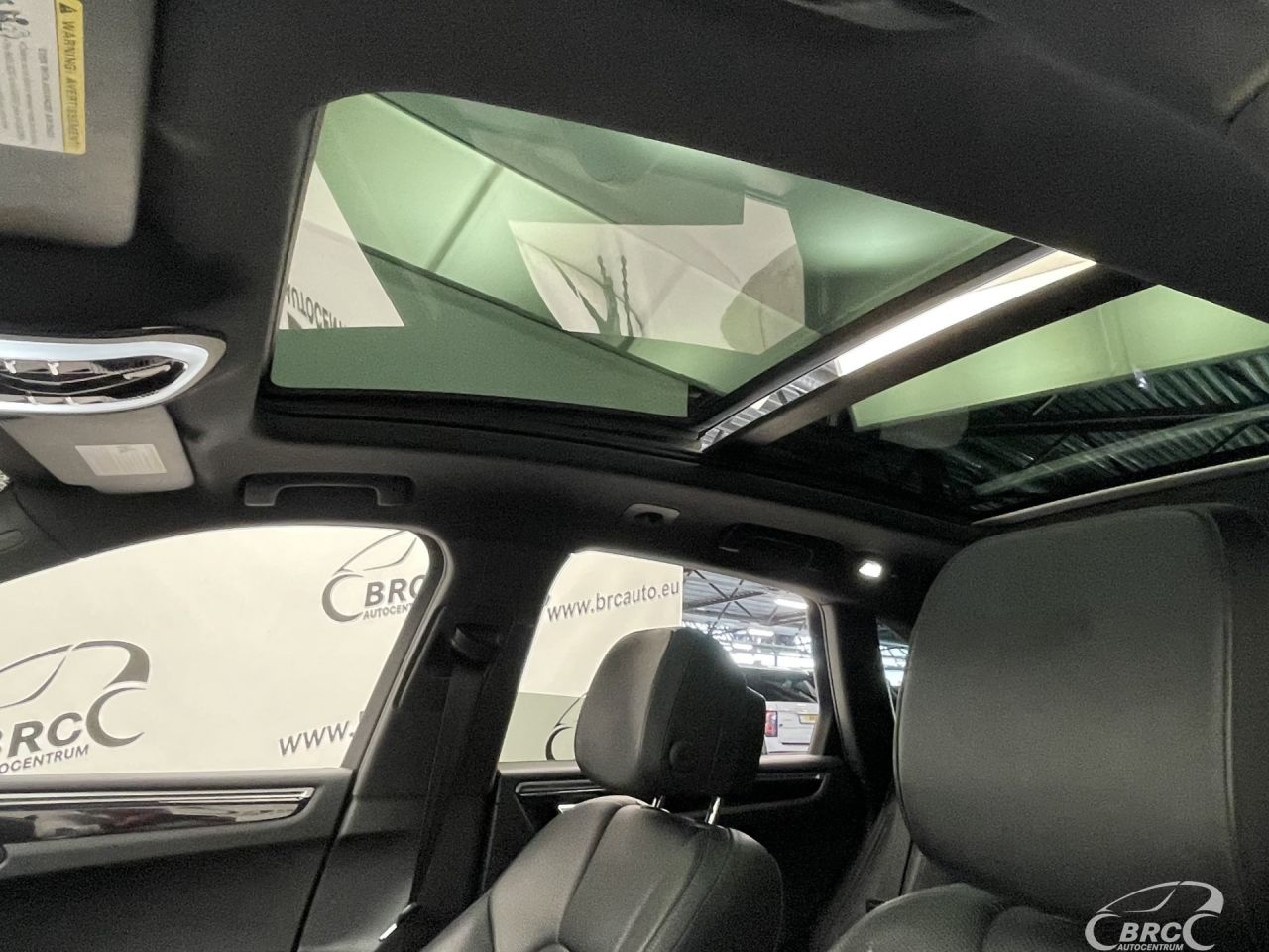 Porsche Macan | 25