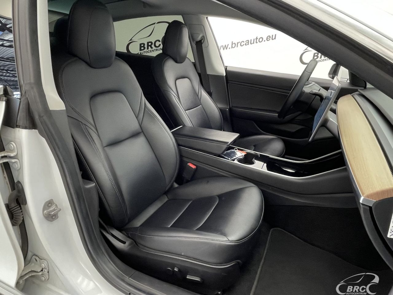 Tesla Model 3 | 6