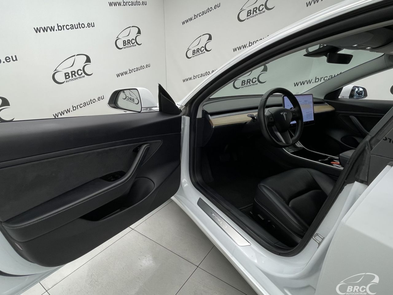 Tesla Model 3 | 15
