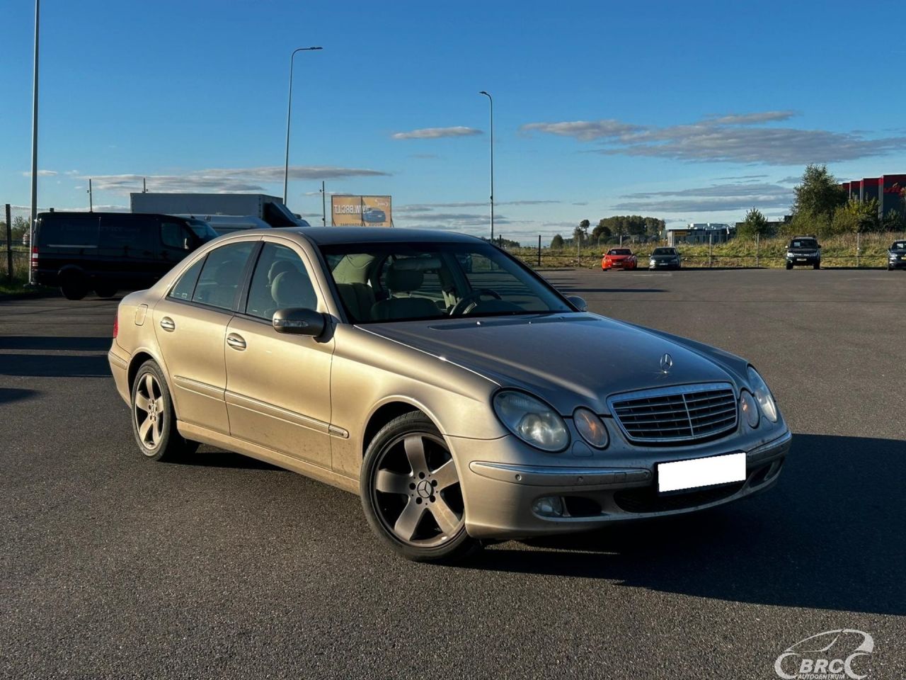 Mercedes-Benz E500 | 2