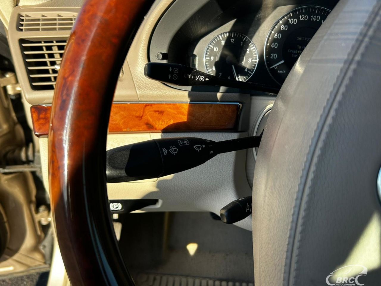Mercedes-Benz E500 | 17