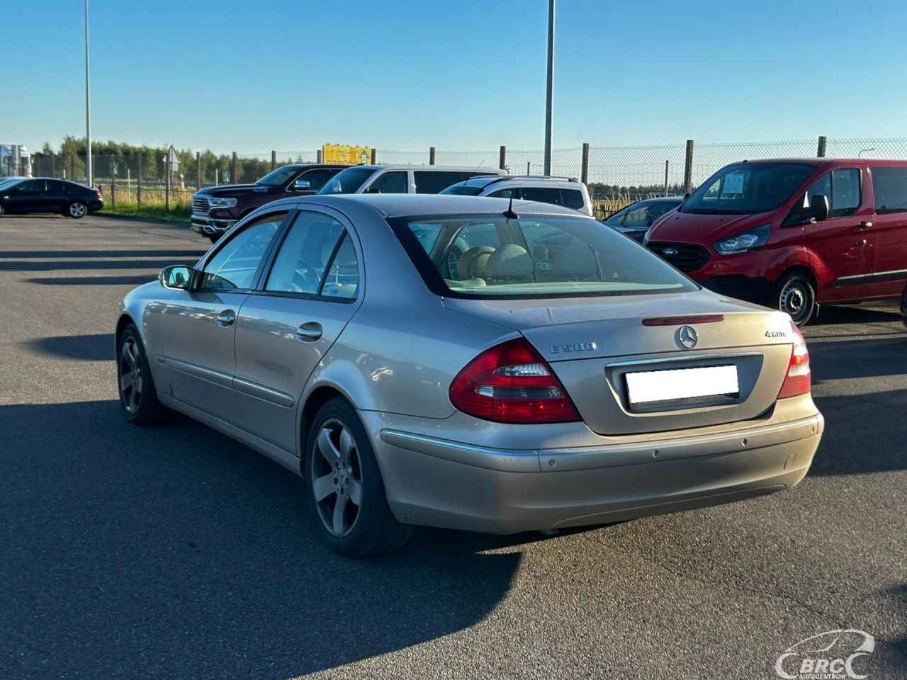Mercedes-Benz E500 | 3