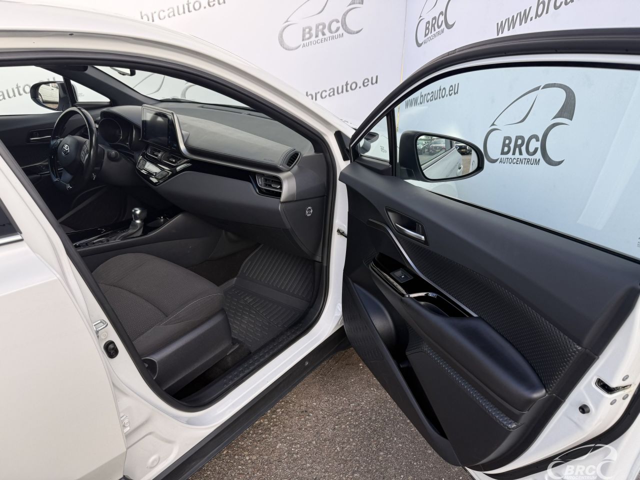 Toyota C-HR | 5