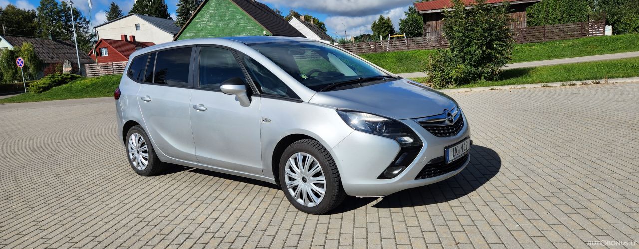 Opel Zafira tourer | 2