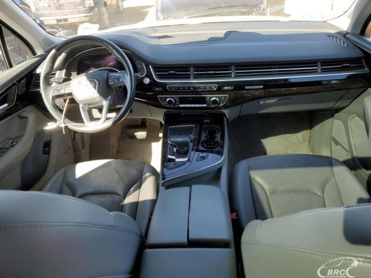 Audi Q7 | 57