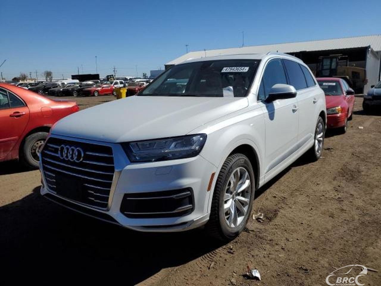 Audi Q7 | 64