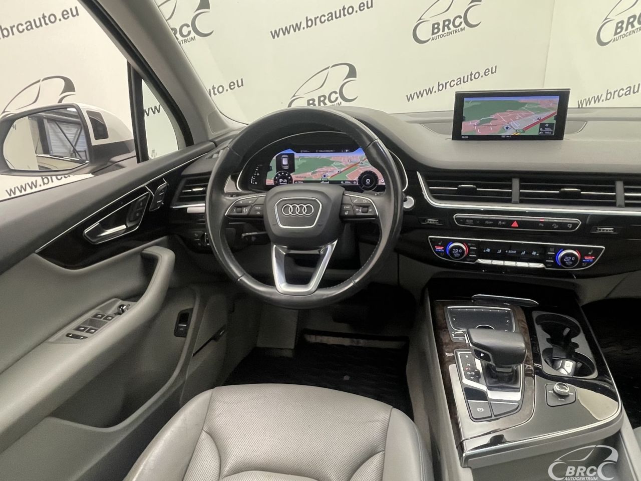 Audi Q7 | 15