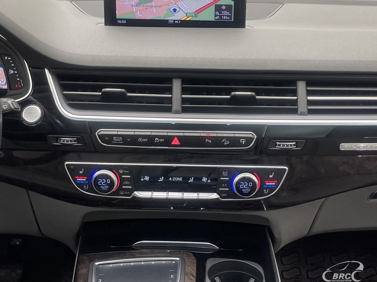 Audi Q7 | 18