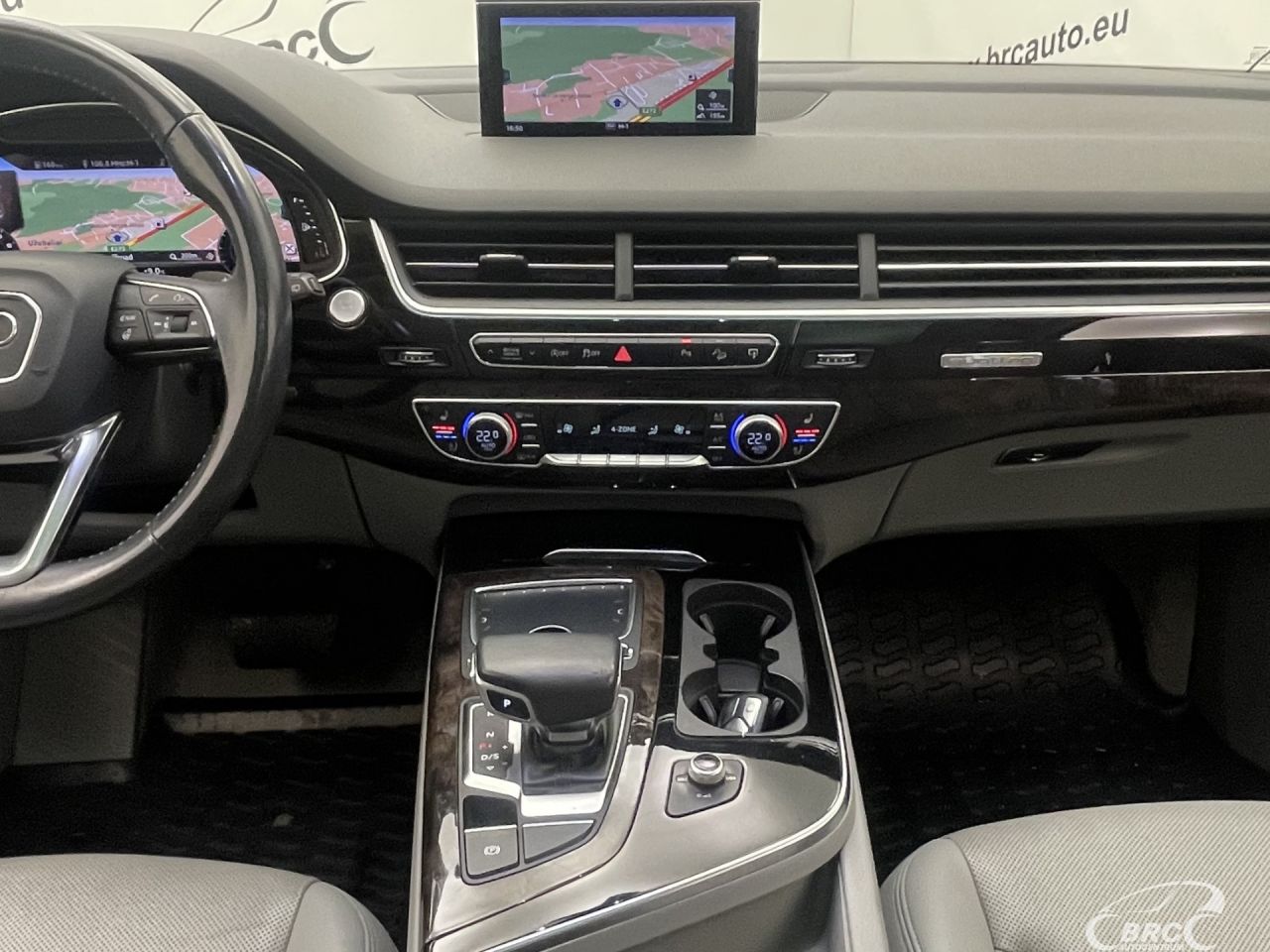 Audi Q7 | 16