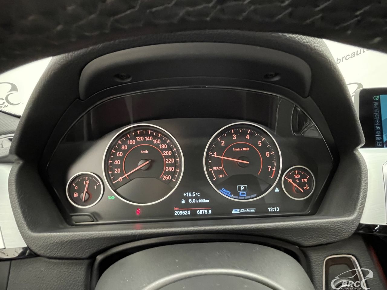 BMW 330 | 32