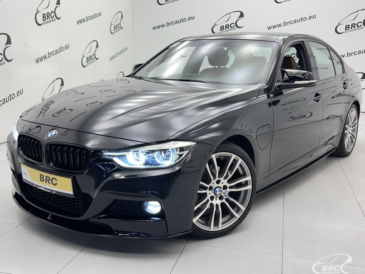 BMW 330 | 53