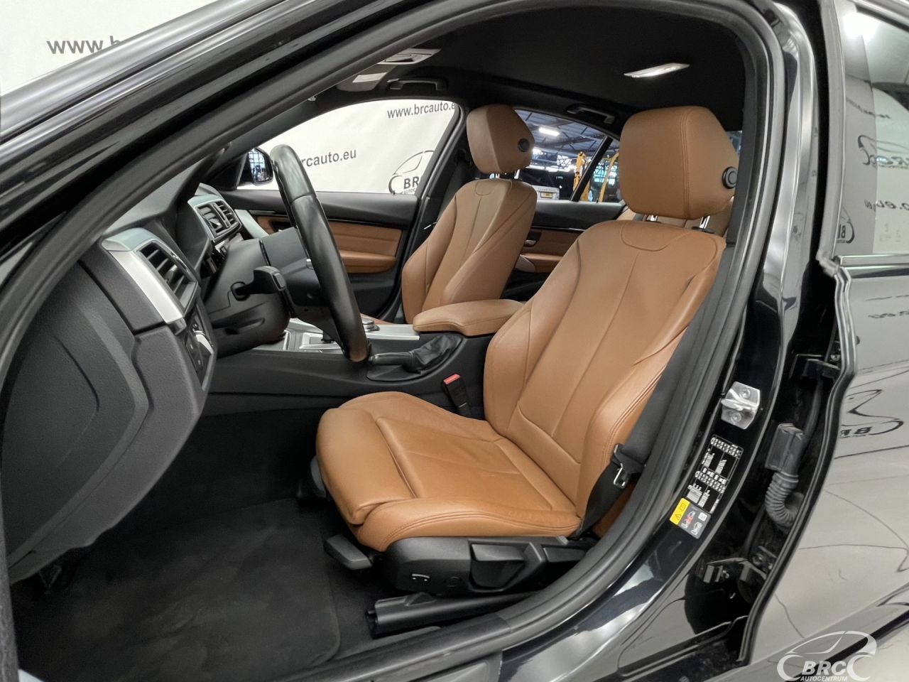 BMW 330 | 22