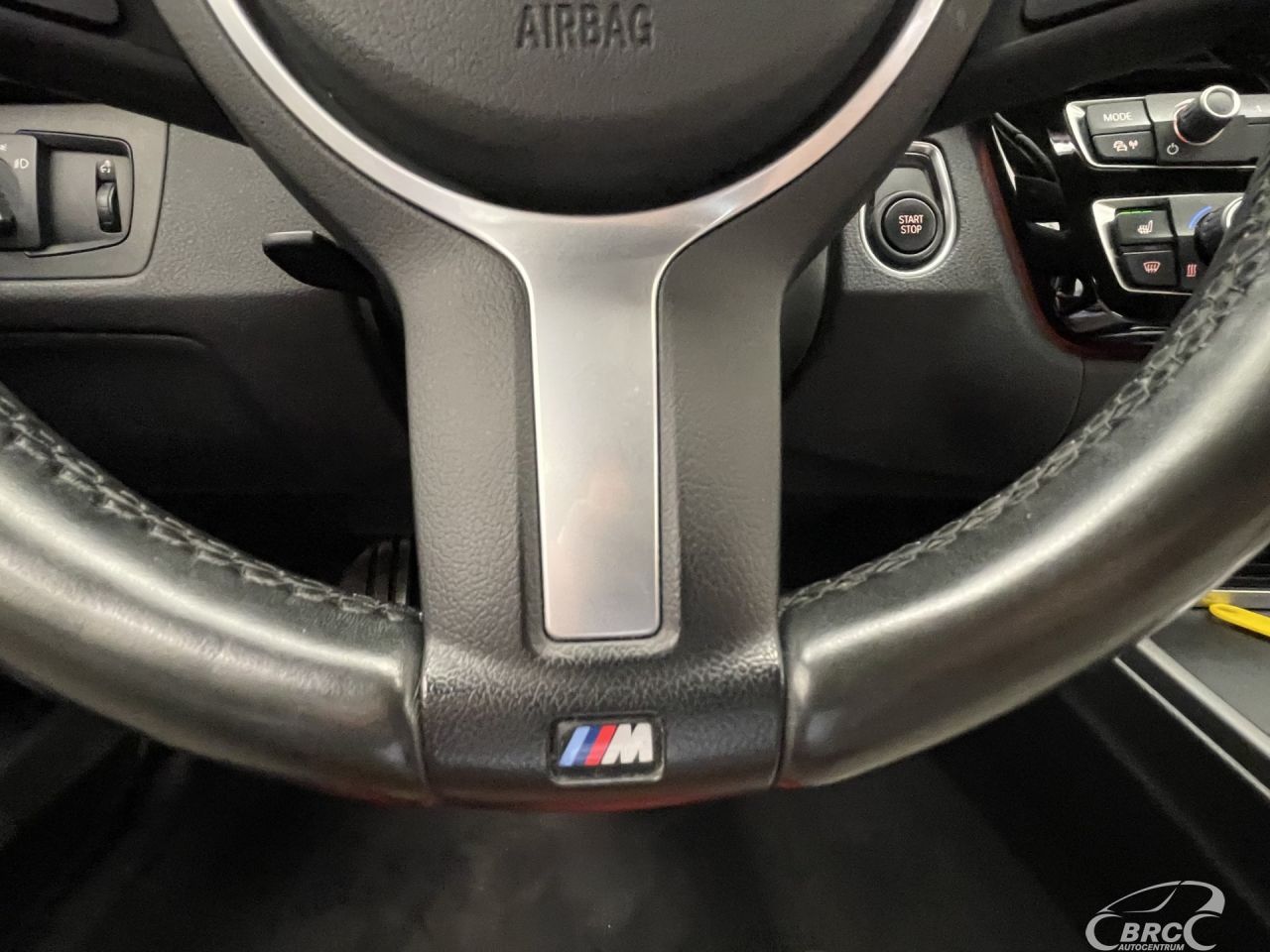 BMW 330 | 30