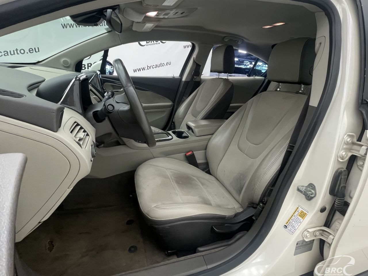 Chevrolet Volt | 22