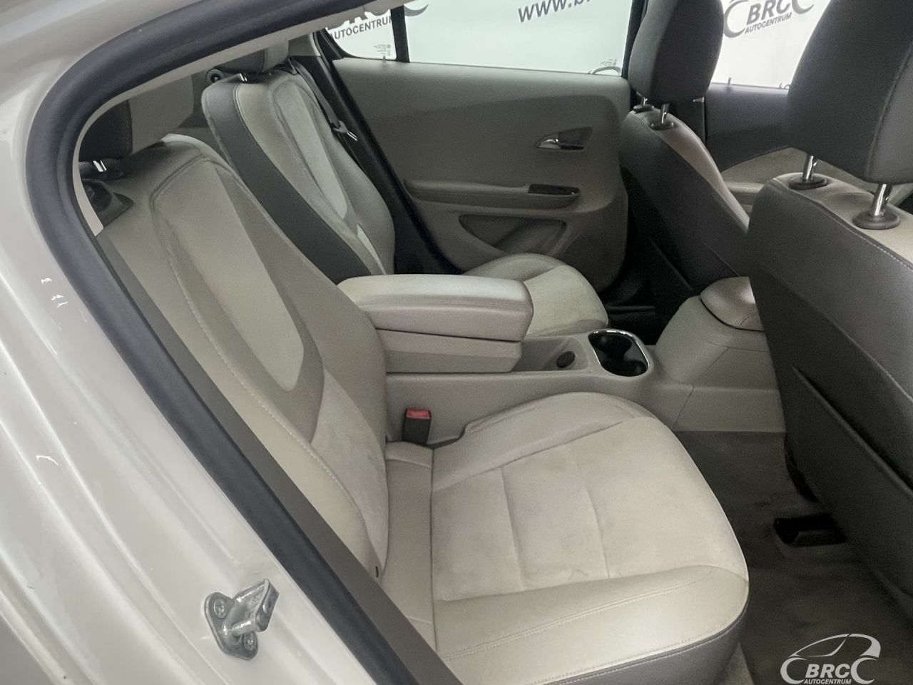 Chevrolet Volt | 10