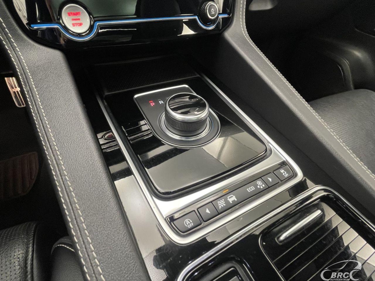 Jaguar F-Pace | 29