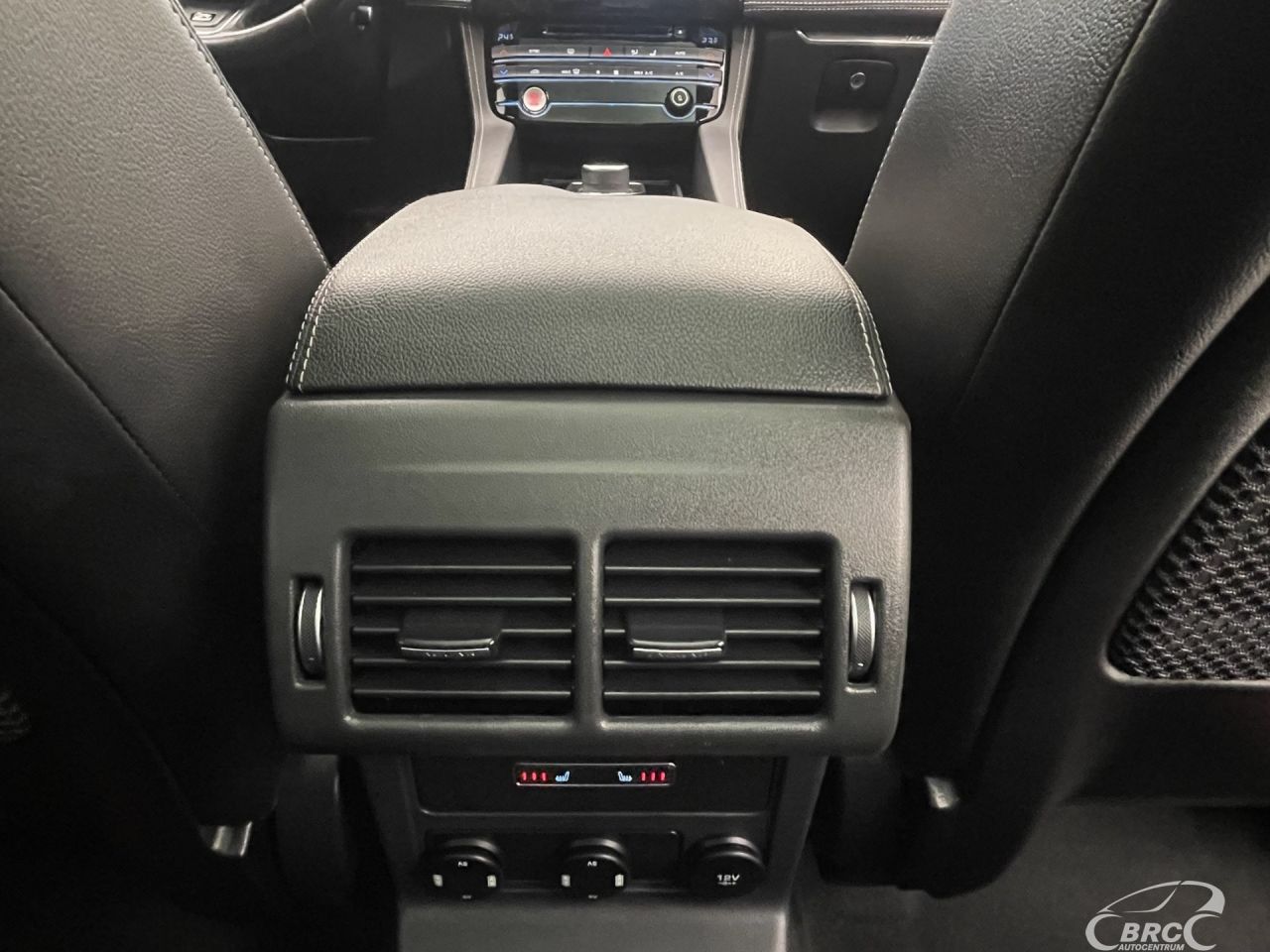 Jaguar F-Pace | 14