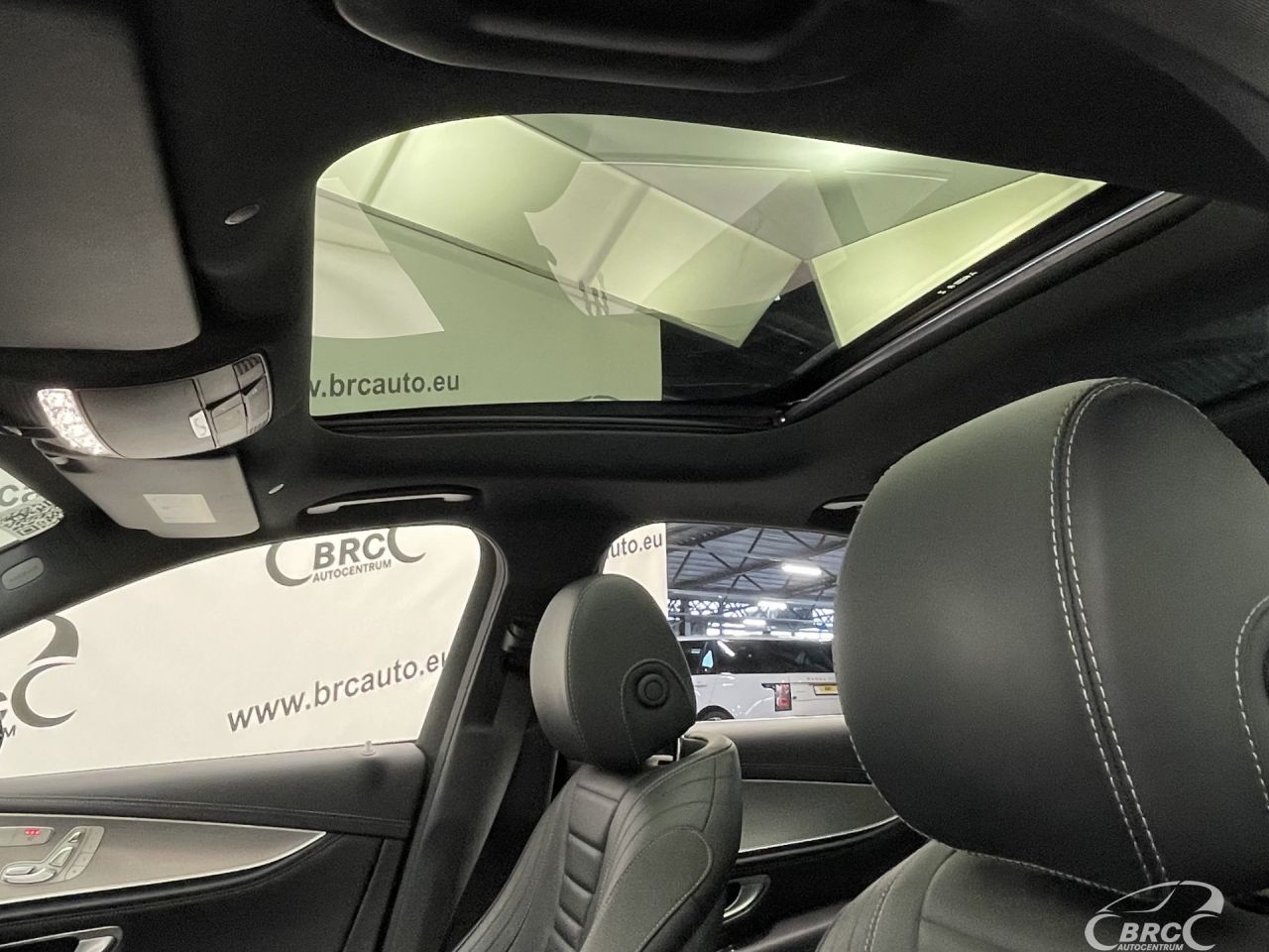 Mercedes-Benz E200 | 24