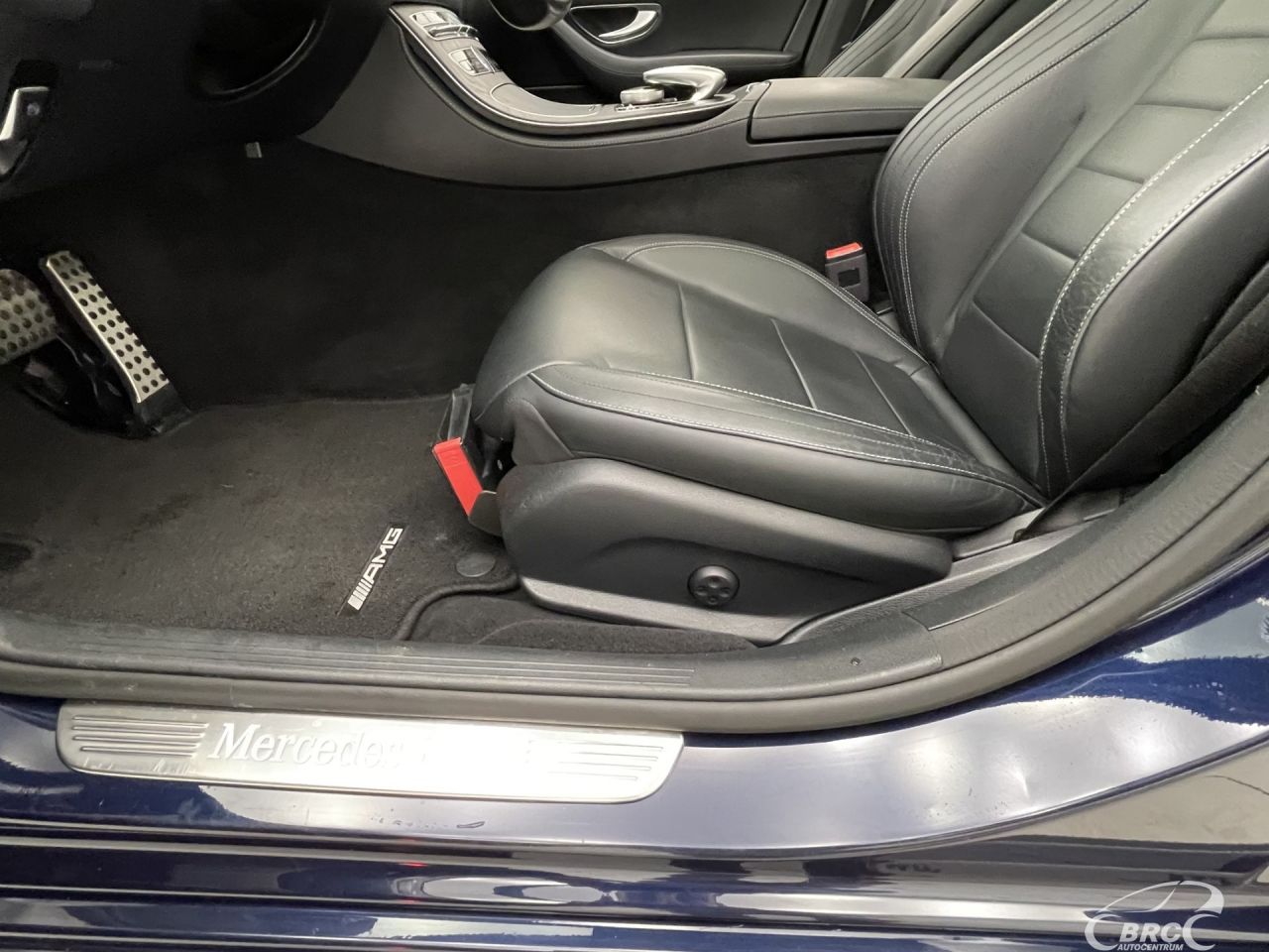 Mercedes-Benz E200 | 21