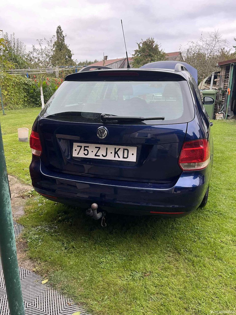 Volkswagen Golf | 3