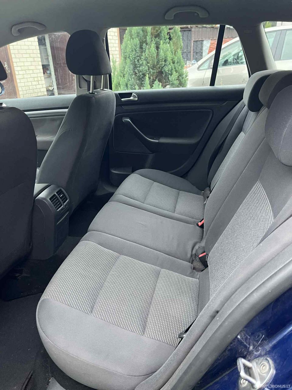 Volkswagen Golf | 5