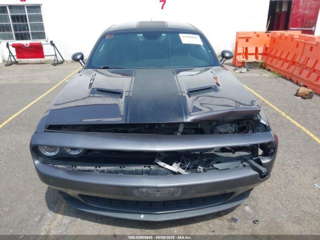 Dodge Challenger | 11