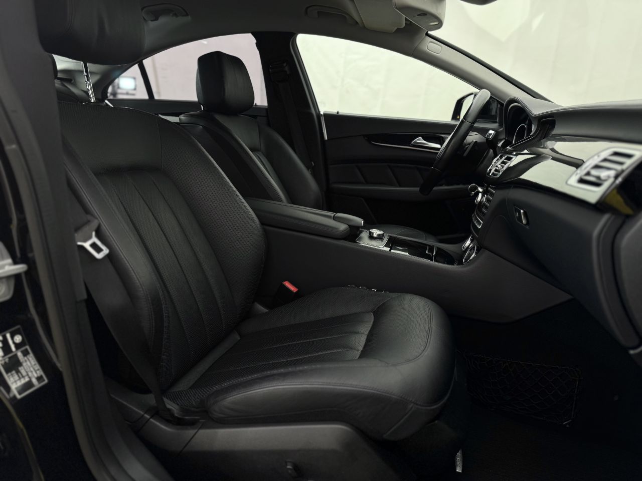 Mercedes-Benz CLS350 | 12