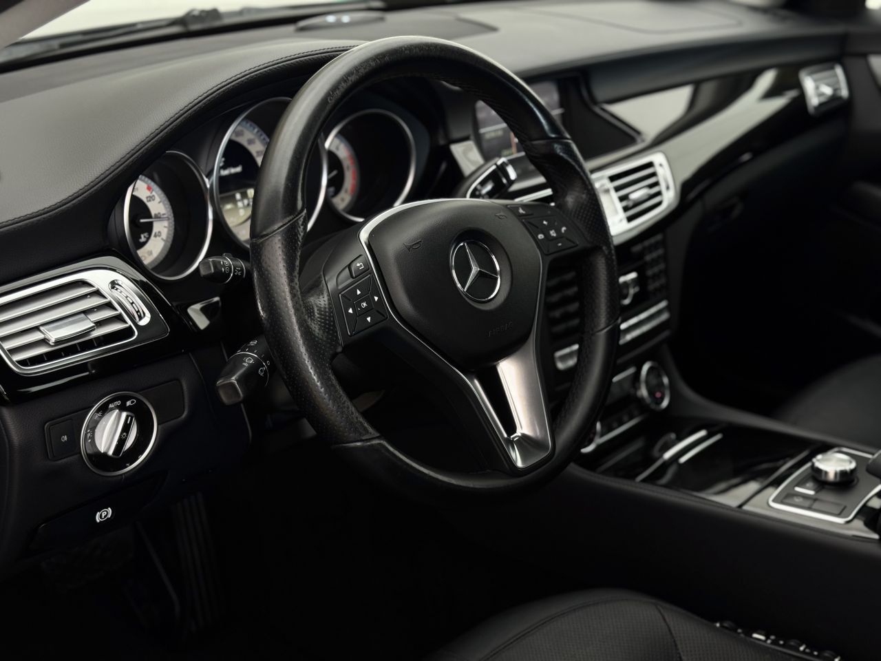 Mercedes-Benz CLS350 | 8