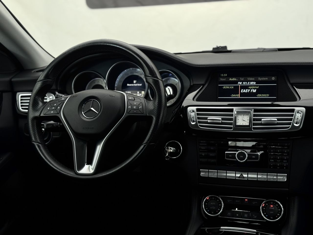 Mercedes-Benz CLS350 | 14