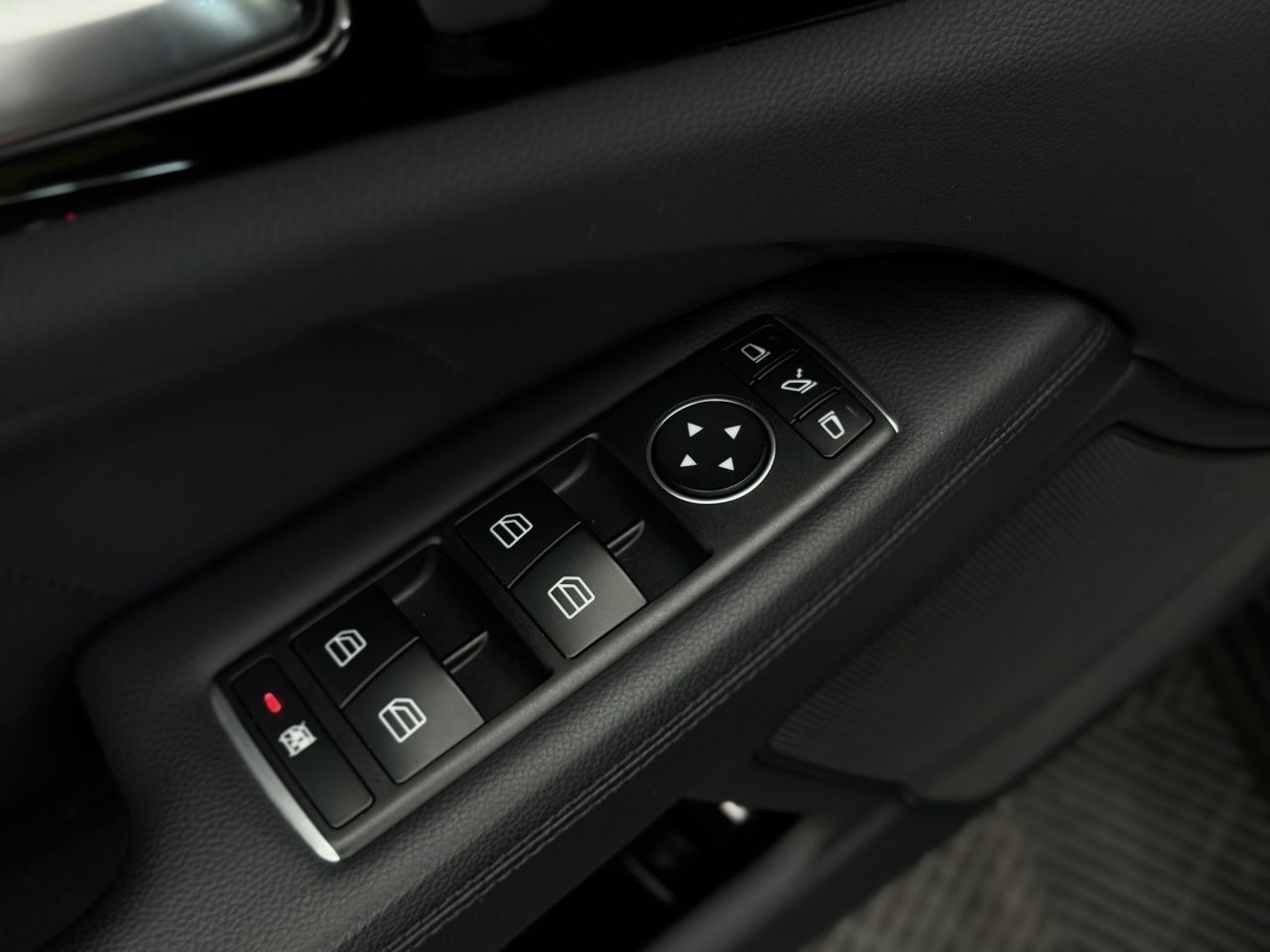 Mercedes-Benz CLS350 | 17