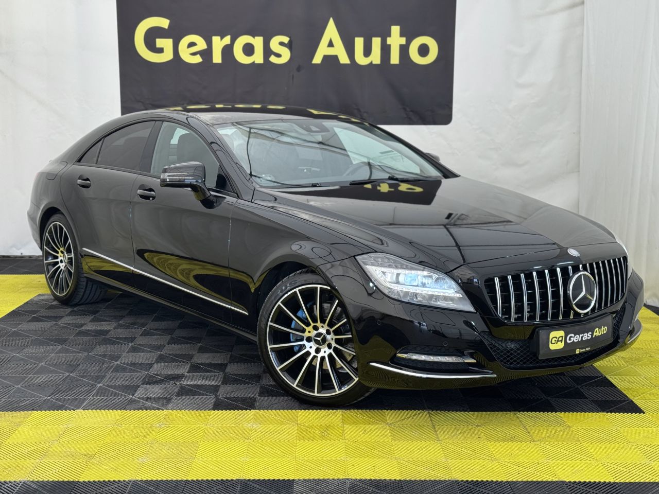 Mercedes-Benz CLS350 | 2