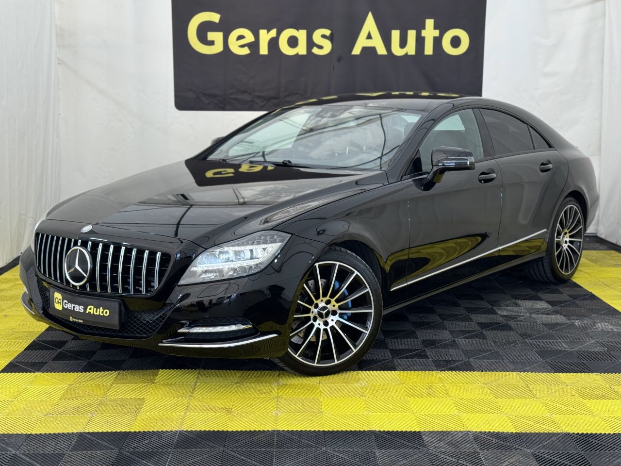 Mercedes-Benz CLS350
