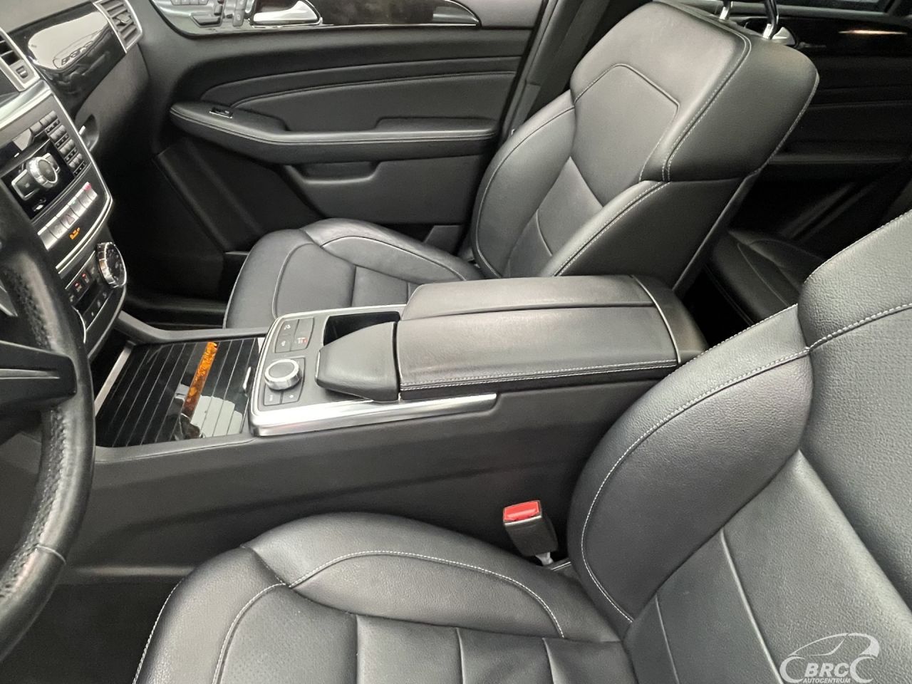 Mercedes-Benz ML400 | 24